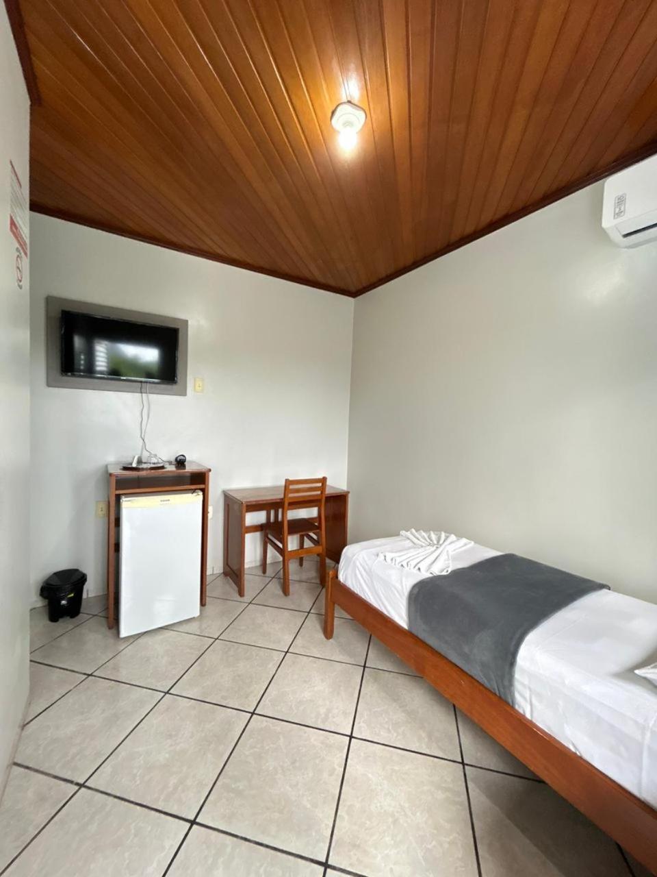 Swamy Hotel كروزيرو دو سول الغرفة الصورة